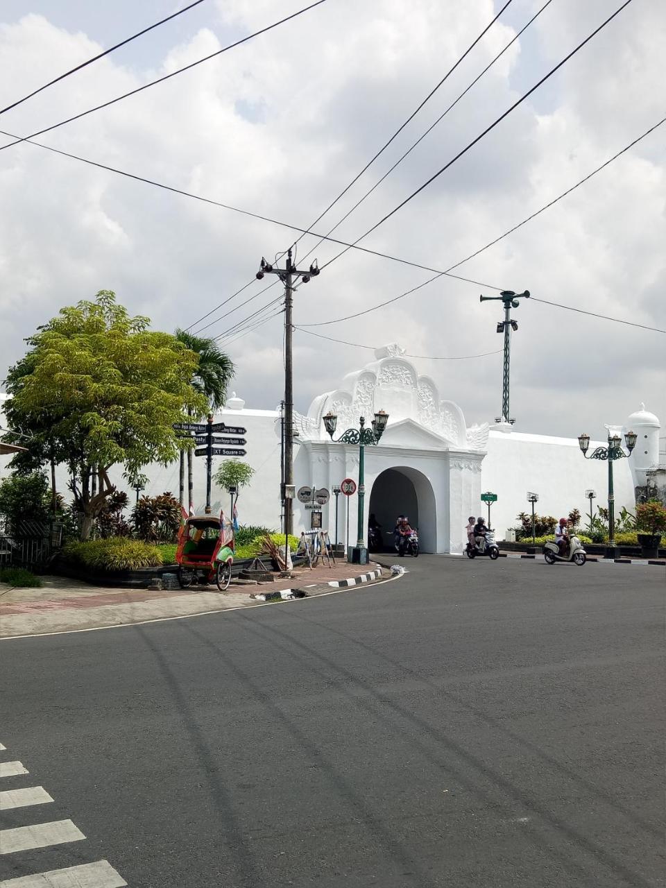 Rumah Panjaitan Yogyakarta Esterno foto